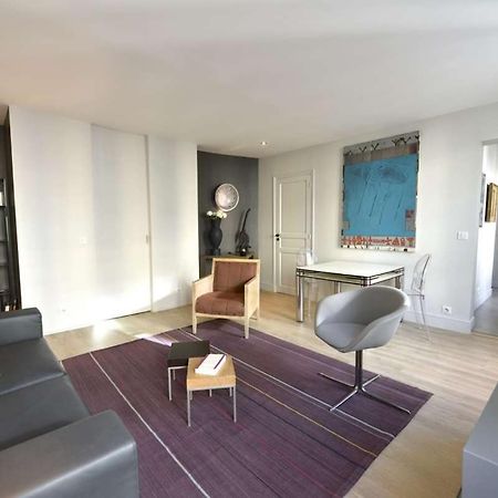 Champagne Lägenhet Paris Exteriör bild